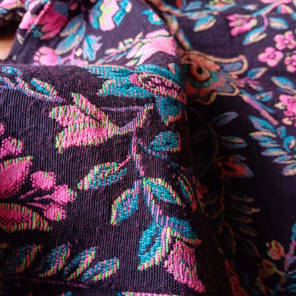 Levis Tapestry Print Tapered Barrel Crop Pants Floral Coquette Pink Purple 26 - Picture 6 of 9